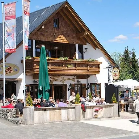 Auf 'm Kampe 49 *